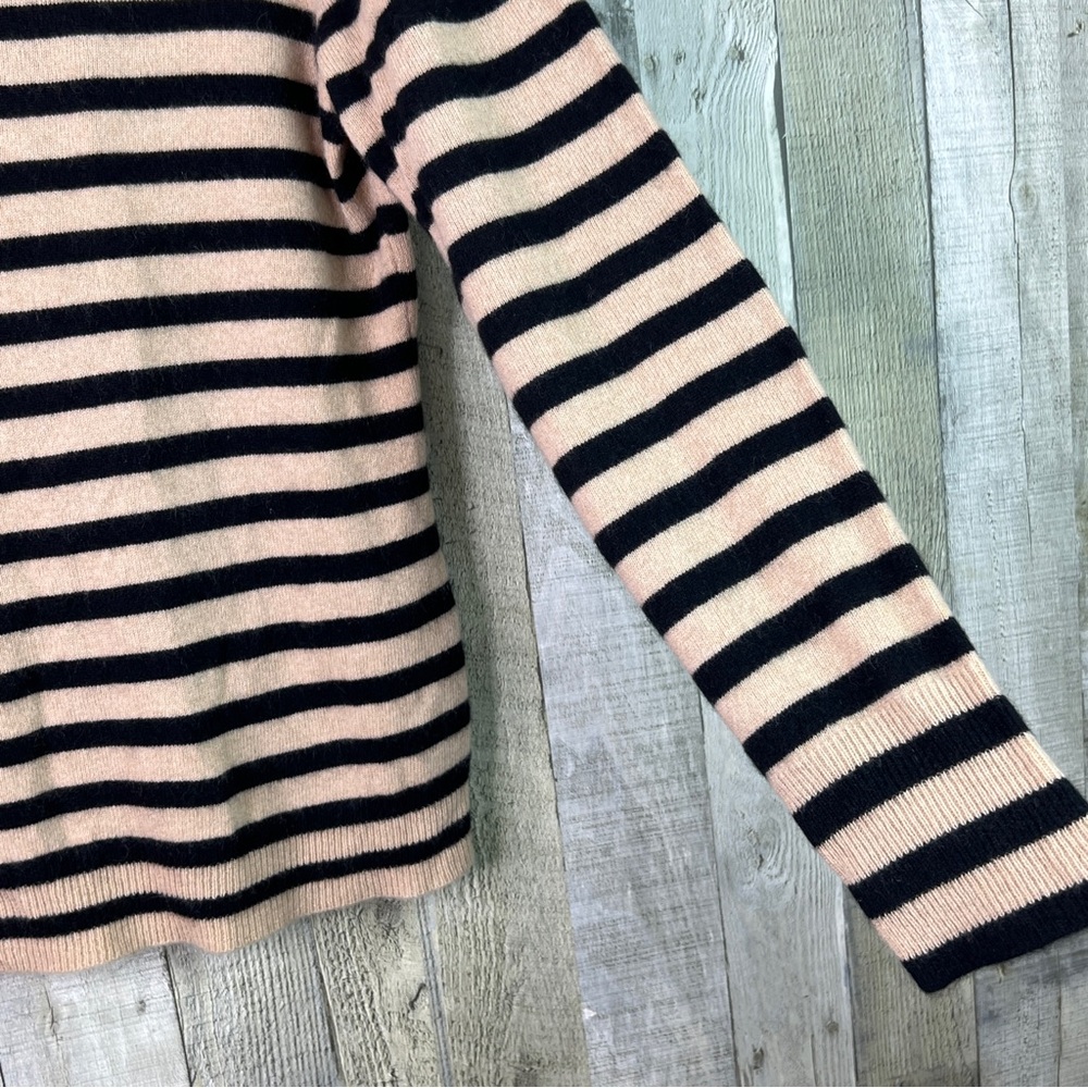 Alex Marie XL V-Neck 100% Cashmere Sweater Long Sleeves Tan & Black - Picture 4 of 6